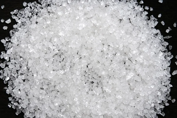 Close view of white quartz and silica grains